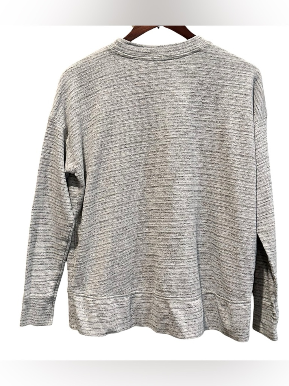 Aerie Sweater Gray White Pullover Crew Neck Long Sleeves Casual Women’s Size XS - Picture 5 of 9